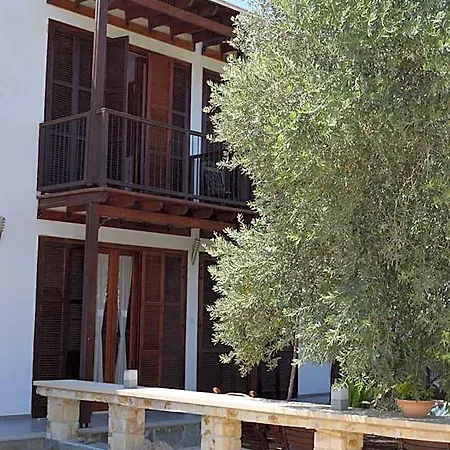 Heights Hotel